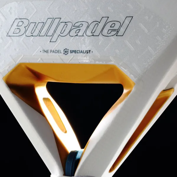 Ракетка для падела BULLPADEL Pearl 26, 493804, для профессионалов, карбон, бело-серый за 35&nbsp;929.50 ₽ в Кургане
